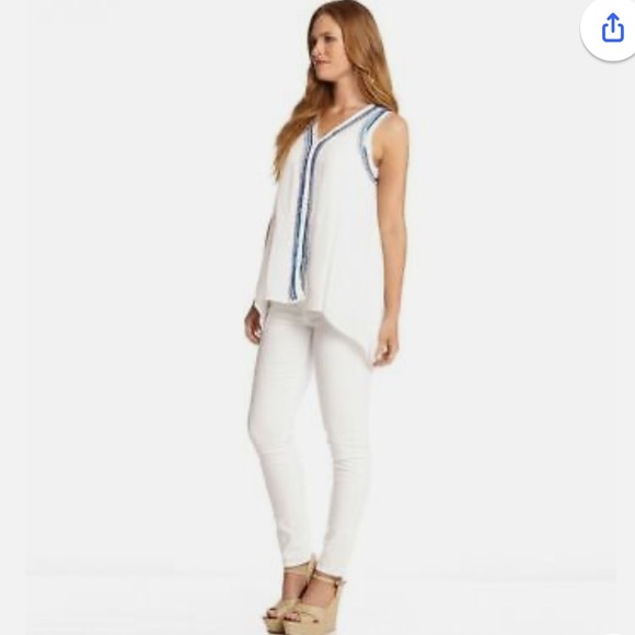 Karen Kane Beaded V-Neck Sleeveless Sharkbite Hem Tank Top - Picture 5 of 12